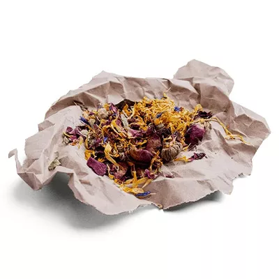 Flori de gălbenele și petale de trandafir uscate bunnyNature BOTANICALS 130 g